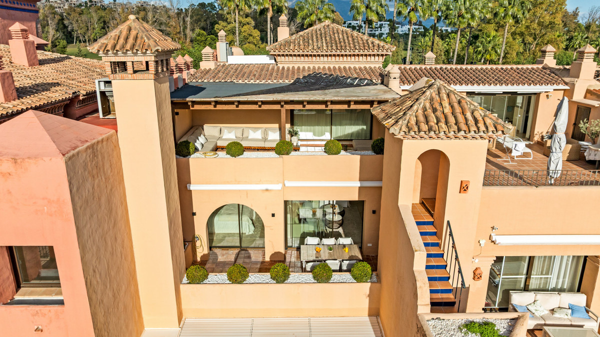 Te koop Penthouse Duplex Costa Del Sol Benahavís € 925.000,-