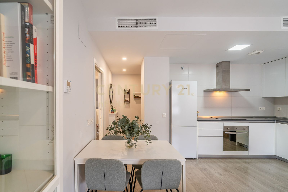 Te koop Middle Floor Apartment Costa Del Sol Mijas Costa € 289.000,-