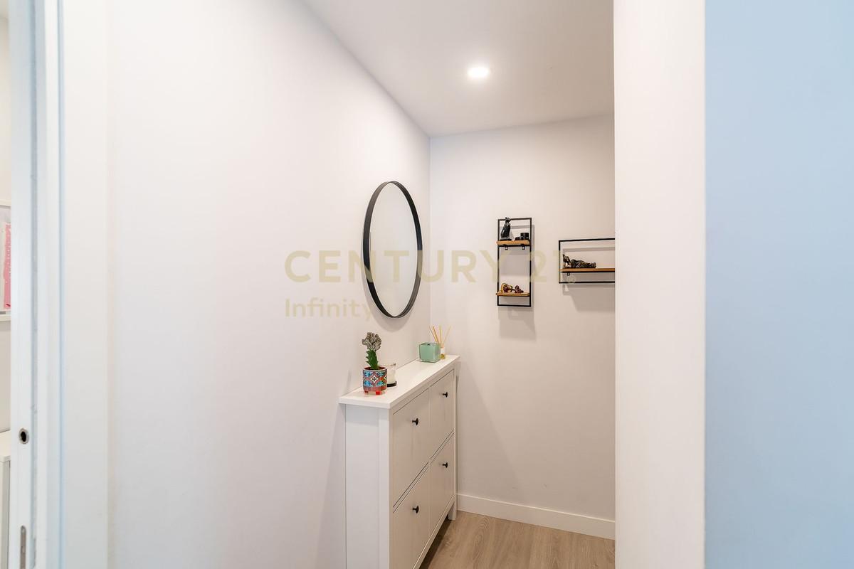 Te koop Middle Floor Apartment Costa Del Sol Mijas Costa € 289.000,-