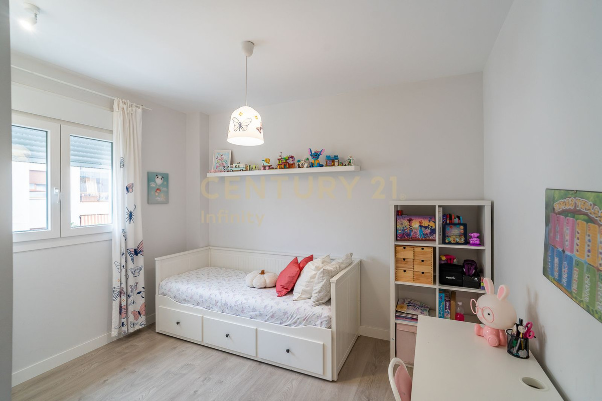 Te koop Middle Floor Apartment Costa Del Sol Mijas Costa € 289.000,-