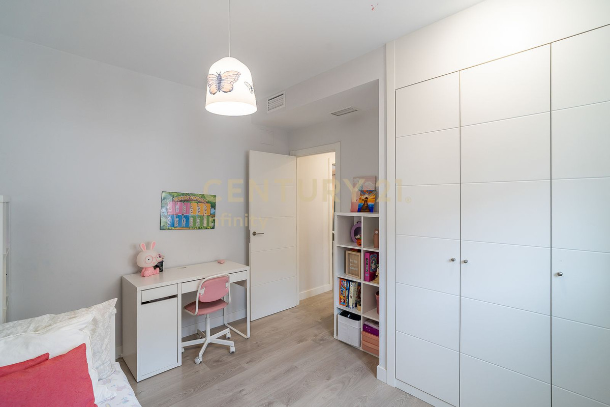 Te koop Middle Floor Apartment Costa Del Sol Mijas Costa € 289.000,-