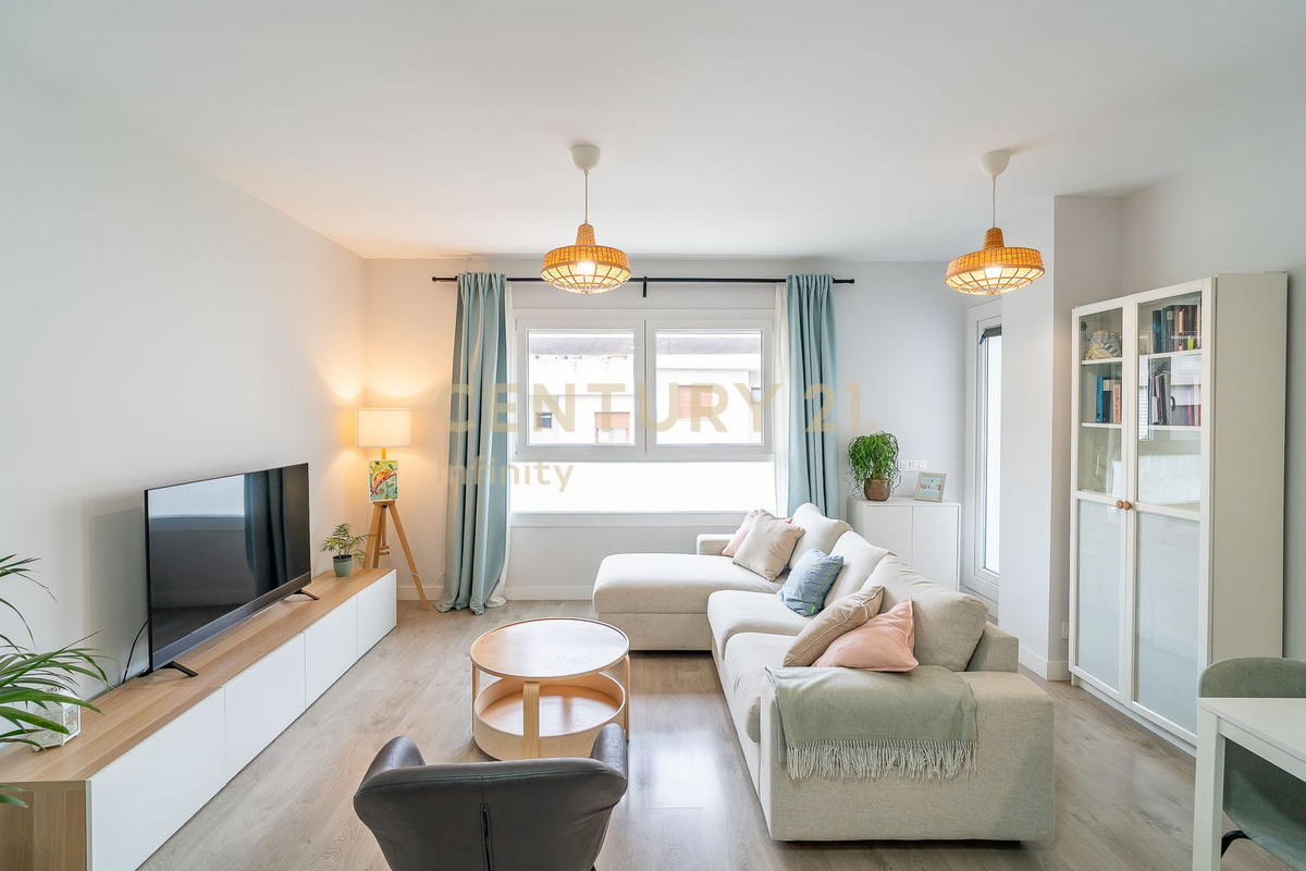 Te koop Middle Floor Apartment Costa Del Sol Mijas Costa € 289.000,-