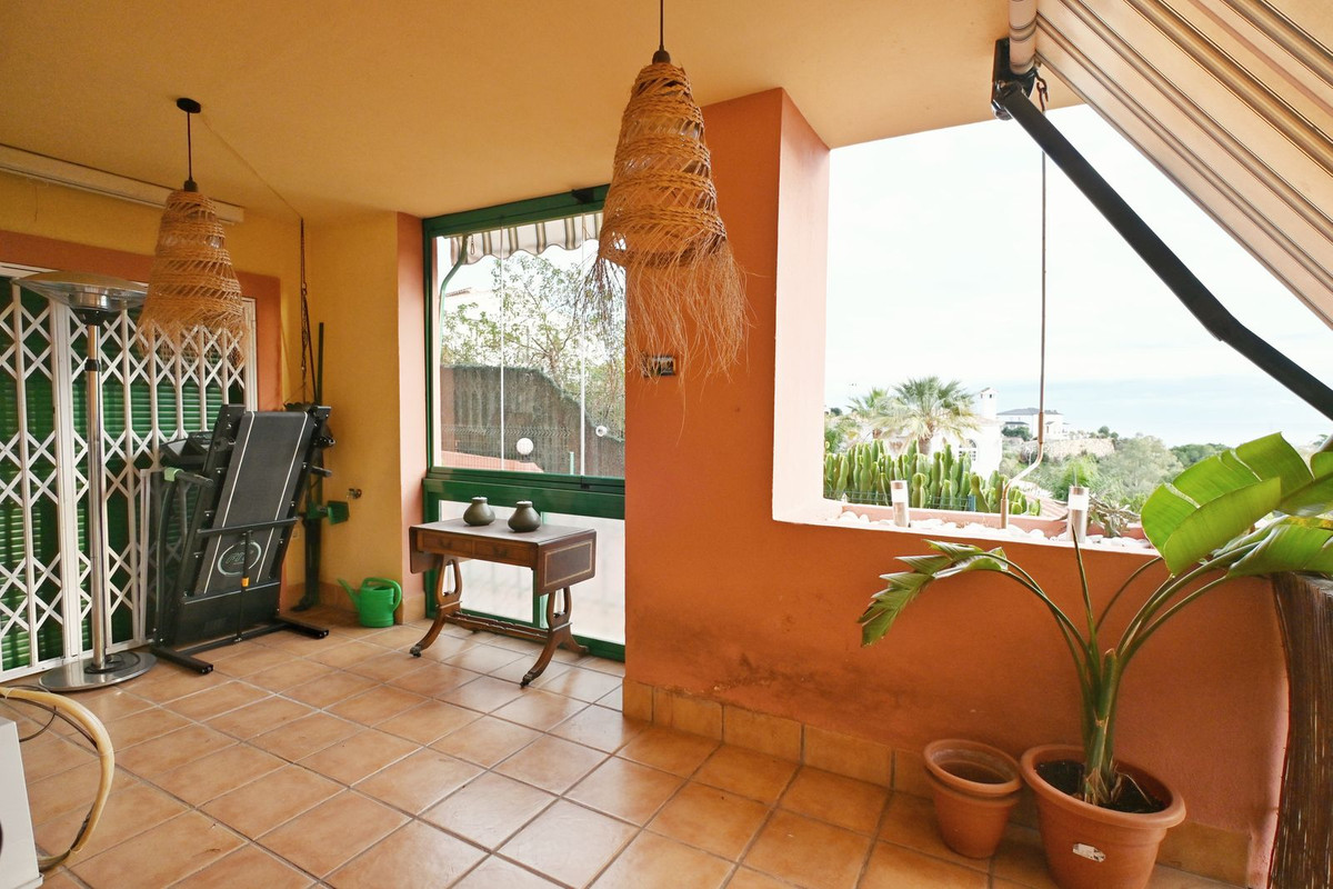 Te koop Middle Floor Apartment Costa Del Sol Fuengirola € 550.000,-