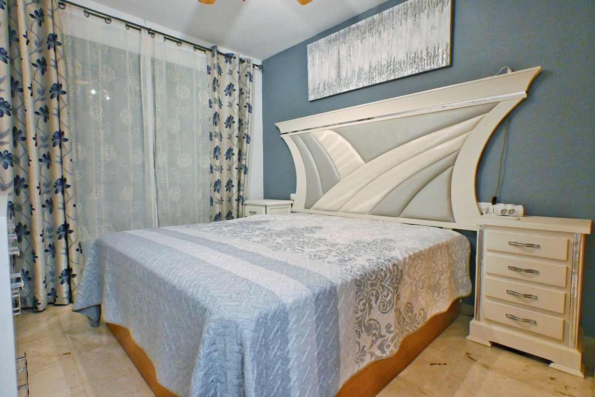 Te koop Middle Floor Apartment Costa Del Sol Fuengirola € 550.000,-