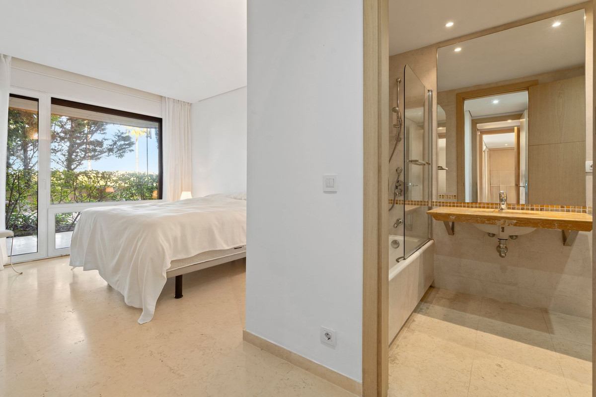 Te koop Gelijkvloers appartement Costa Del Sol Sotogrande € 900.000,-