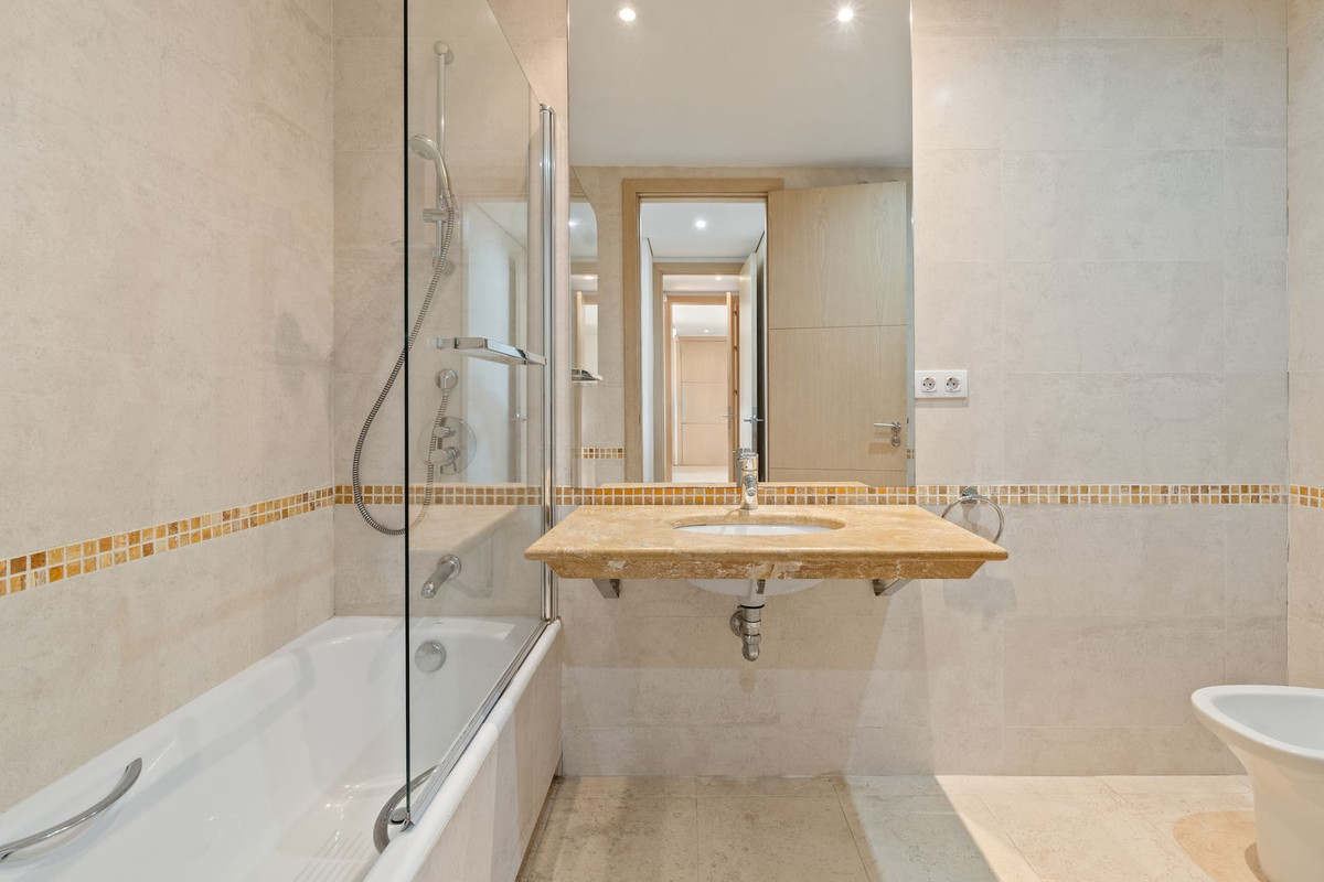 Te koop Gelijkvloers appartement Costa Del Sol Sotogrande € 900.000,-