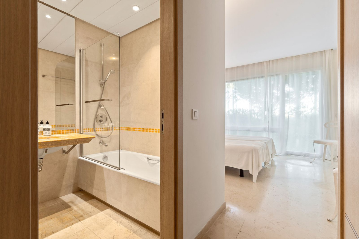 Te koop Gelijkvloers appartement Costa Del Sol Sotogrande € 900.000,-