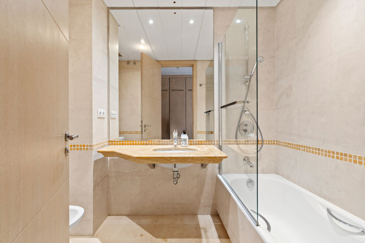 Te koop Gelijkvloers appartement Costa Del Sol Sotogrande € 900.000,-