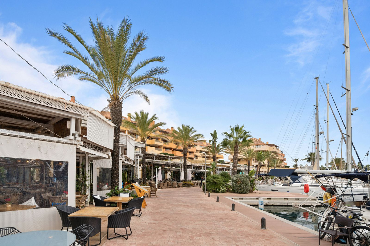 Te koop Gelijkvloers appartement Costa Del Sol Sotogrande € 900.000,-