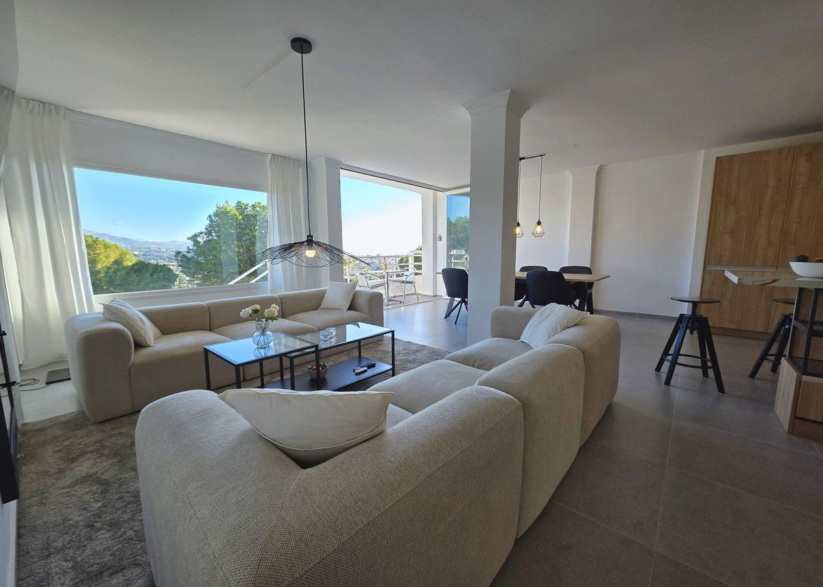 Te koop Middle Floor Apartment Costa Del Sol Nueva Andalucía € 749.000,-