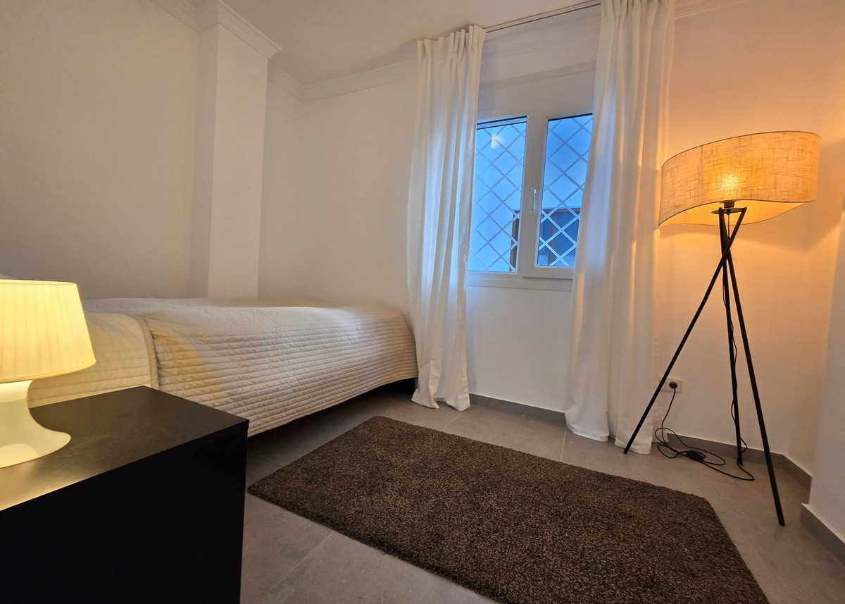 Te koop Middle Floor Apartment Costa Del Sol Nueva Andalucía € 749.000,-