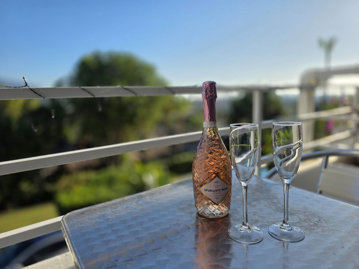 Te koop Middle Floor Apartment Costa Del Sol Nueva Andalucía € 749.000,-