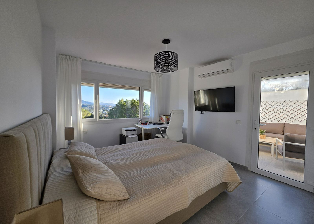 Te koop Middle Floor Apartment Costa Del Sol Nueva Andalucía € 749.000,-