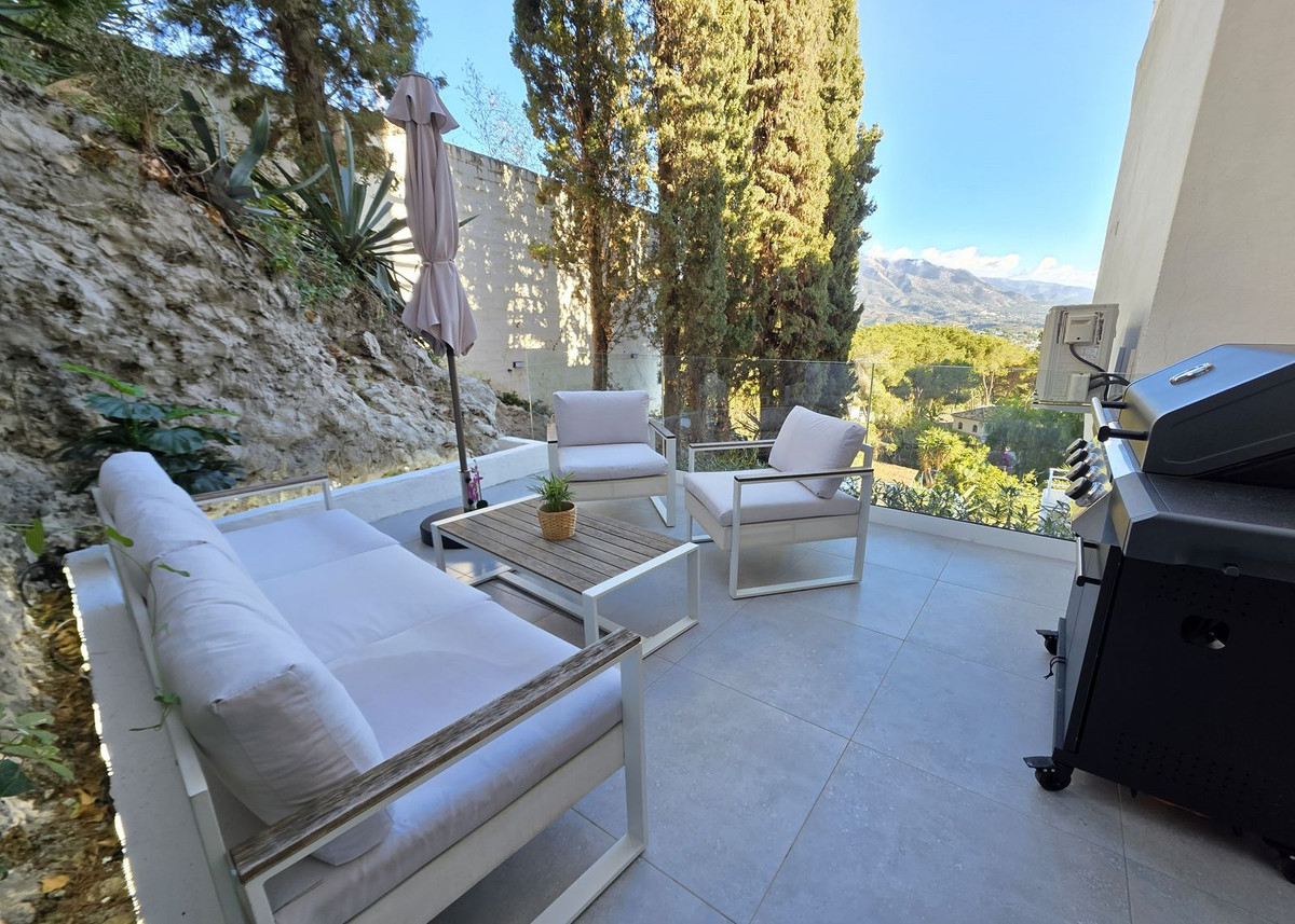 Te koop Middle Floor Apartment Costa Del Sol Nueva Andalucía € 749.000,-