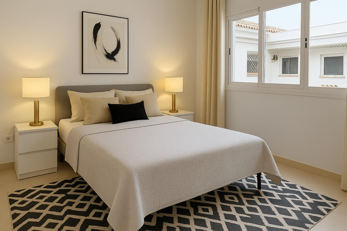 Te koop Middle Floor Apartment Costa Del Sol Estepona € 299.900,-