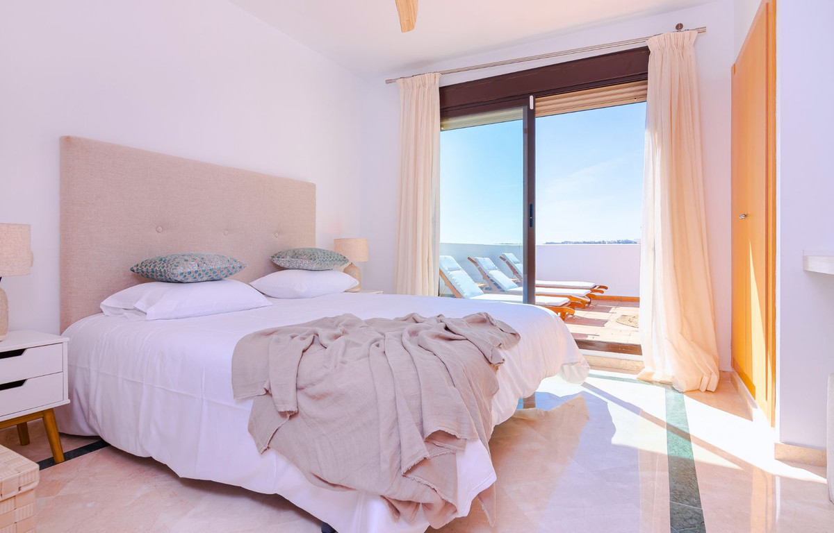 Te koop Penthouse Costa Del Sol Casares Playa € 635.000,-