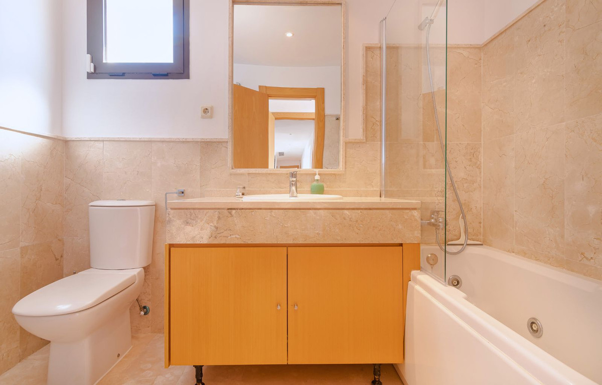 Te koop Penthouse Costa Del Sol Casares Playa € 635.000,-