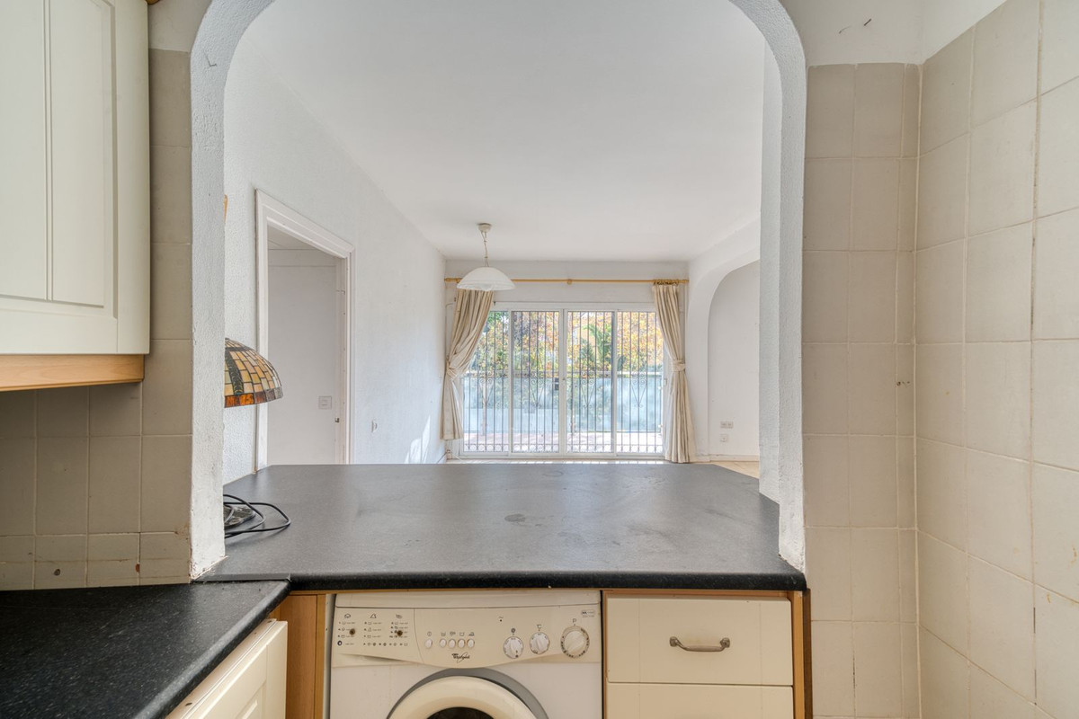 Te koop Middle Floor Apartment Costa Del Sol The Golden Mile € 375.000,-