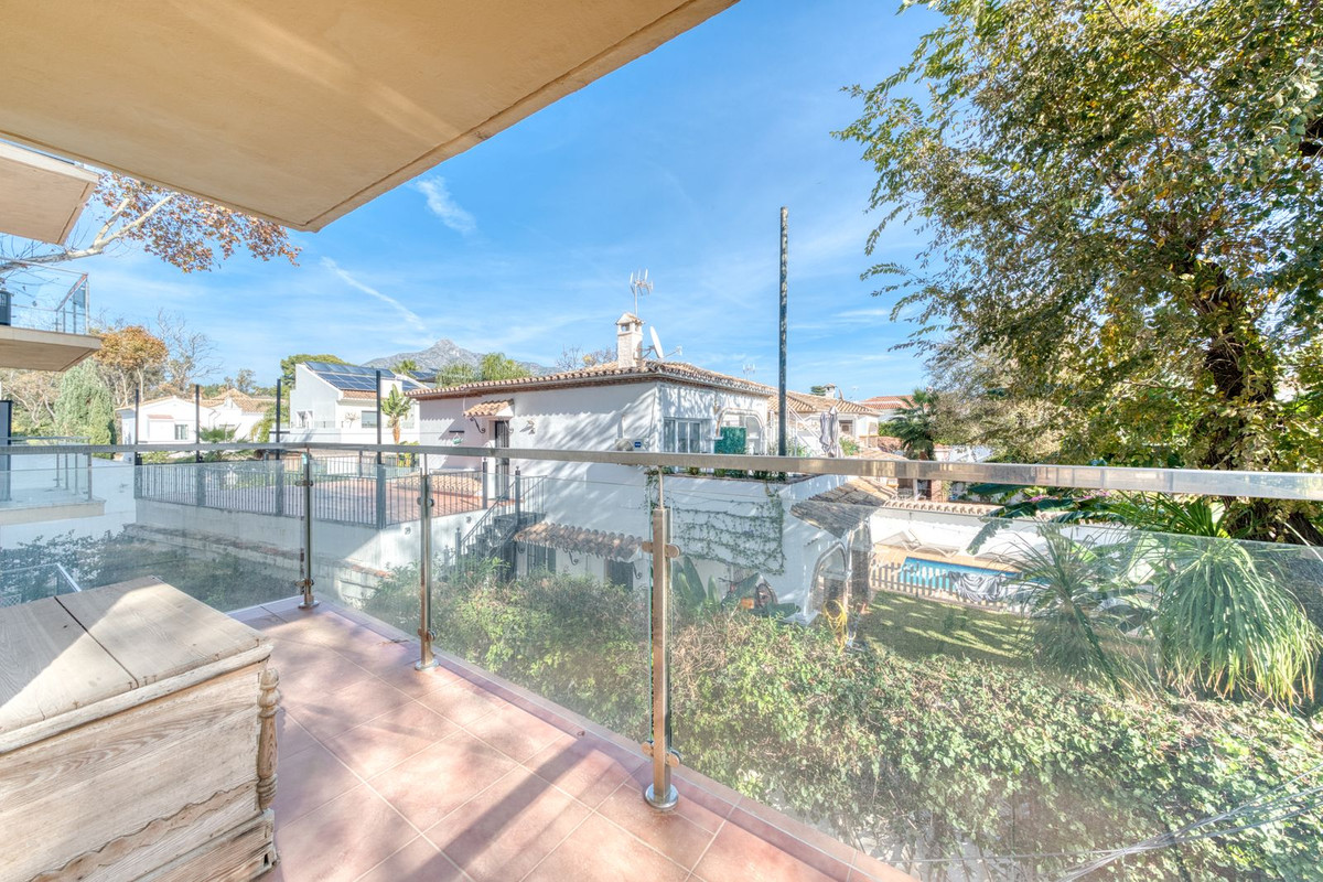 Te koop Middle Floor Apartment Costa Del Sol The Golden Mile € 375.000,-
