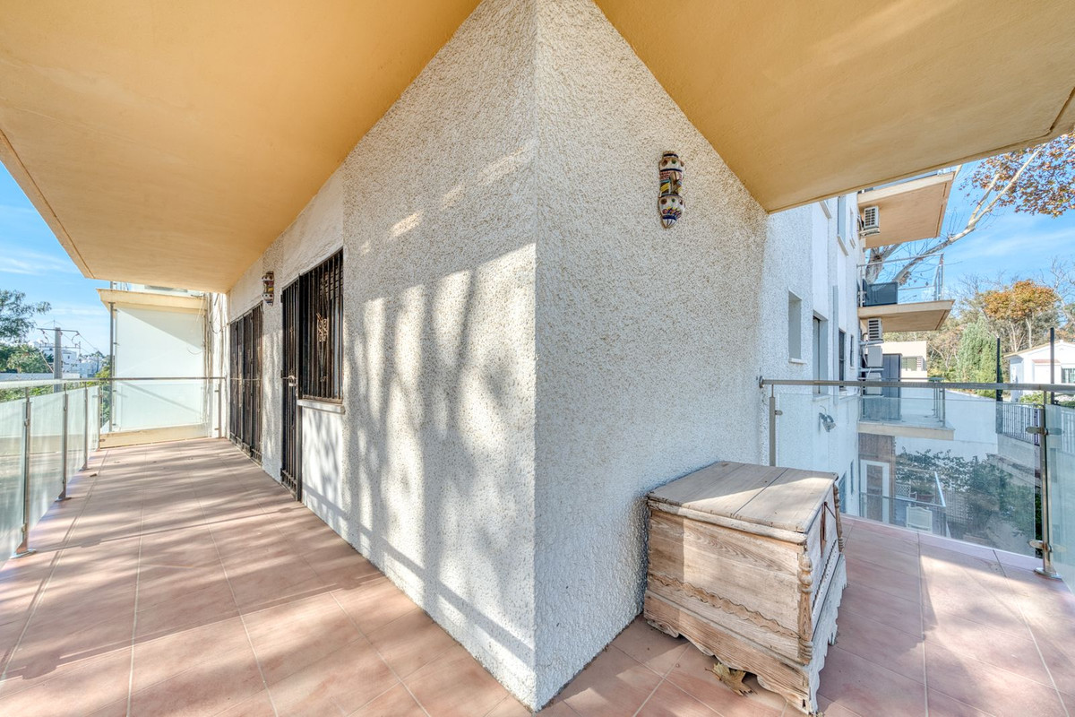 Te koop Middle Floor Apartment Costa Del Sol The Golden Mile € 375.000,-