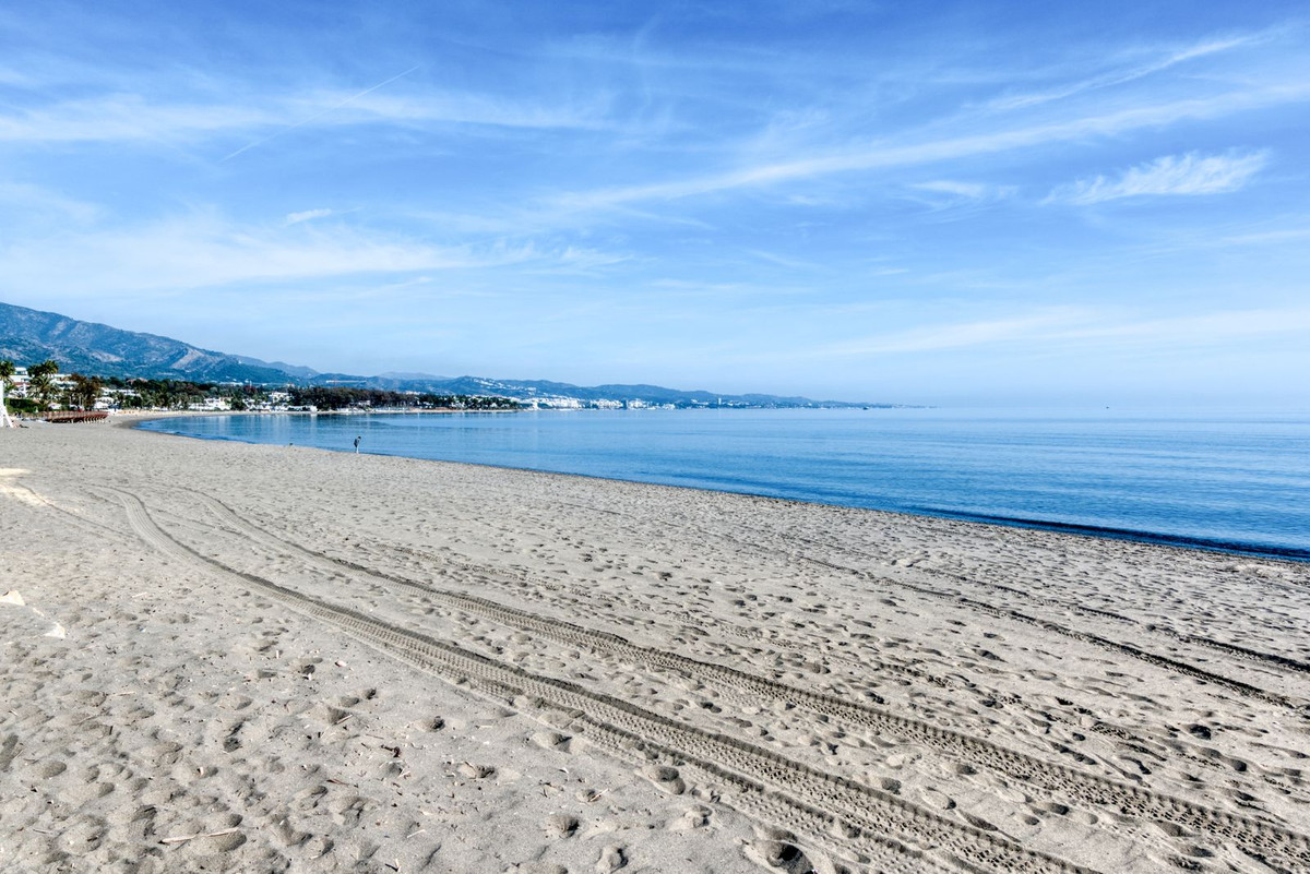 Te koop Middle Floor Apartment Costa Del Sol The Golden Mile € 375.000,-