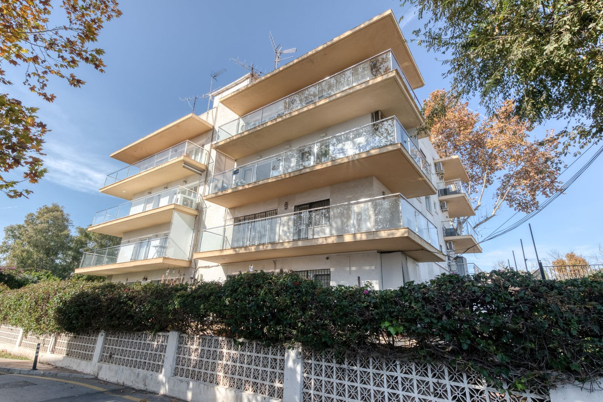 Te koop Middle Floor Apartment Costa Del Sol The Golden Mile € 375.000,-