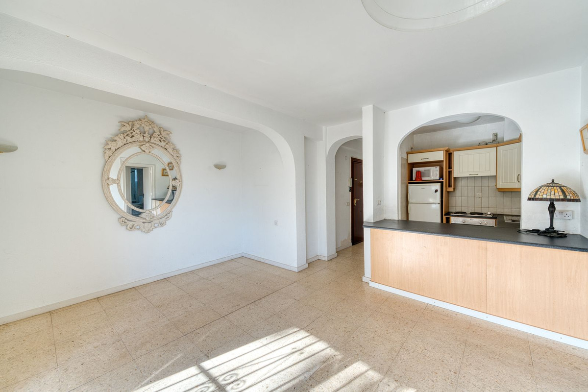 Te koop Middle Floor Apartment Costa Del Sol The Golden Mile € 375.000,-