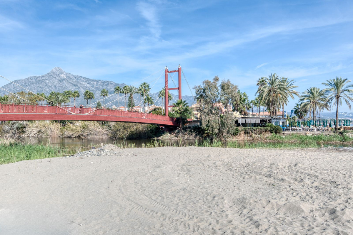 Te koop Middle Floor Apartment Costa Del Sol The Golden Mile € 375.000,-