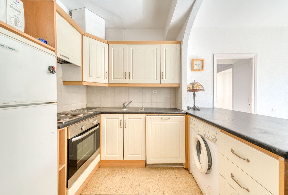 Te koop Middle Floor Apartment Costa Del Sol The Golden Mile € 375.000,-