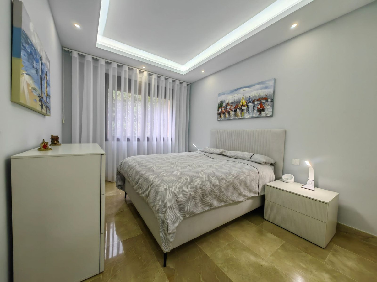 Te koop Middle Floor Apartment Costa Del Sol La Duquesa € 298.000,-