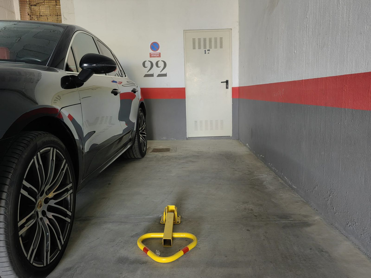 Te koop Middle Floor Apartment Costa Del Sol La Duquesa € 298.000,-