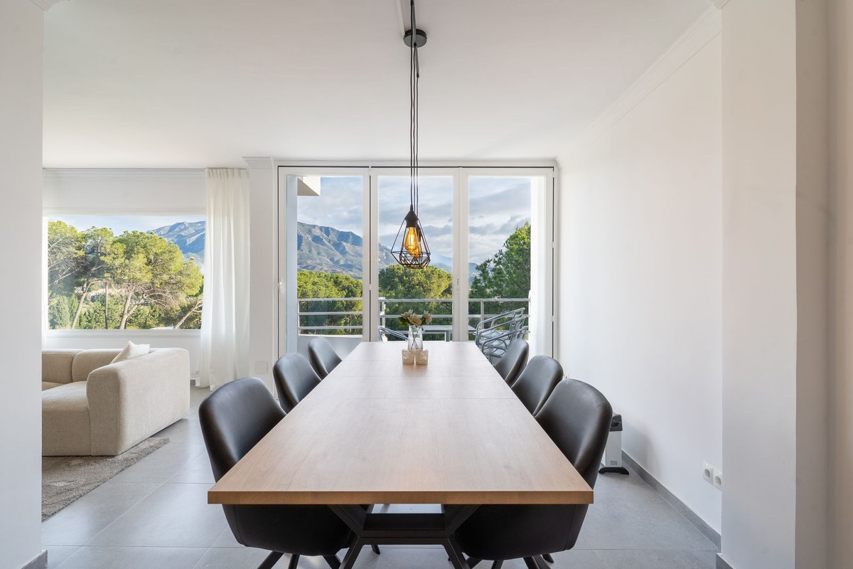 Te koop Middle Floor Apartment Costa Del Sol Nueva Andalucía € 749.000,-