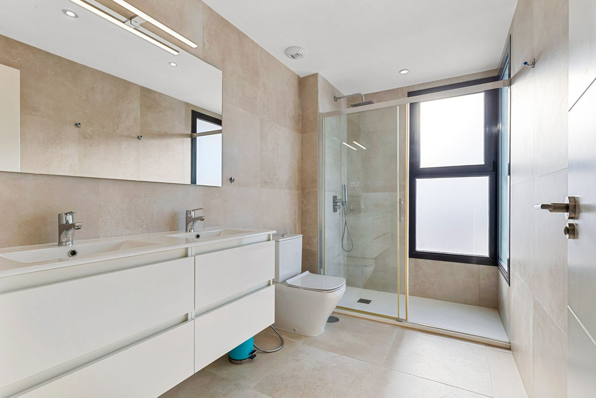 Te koop Herenhuis Costa Del Sol Torreblanca € 765.000,-