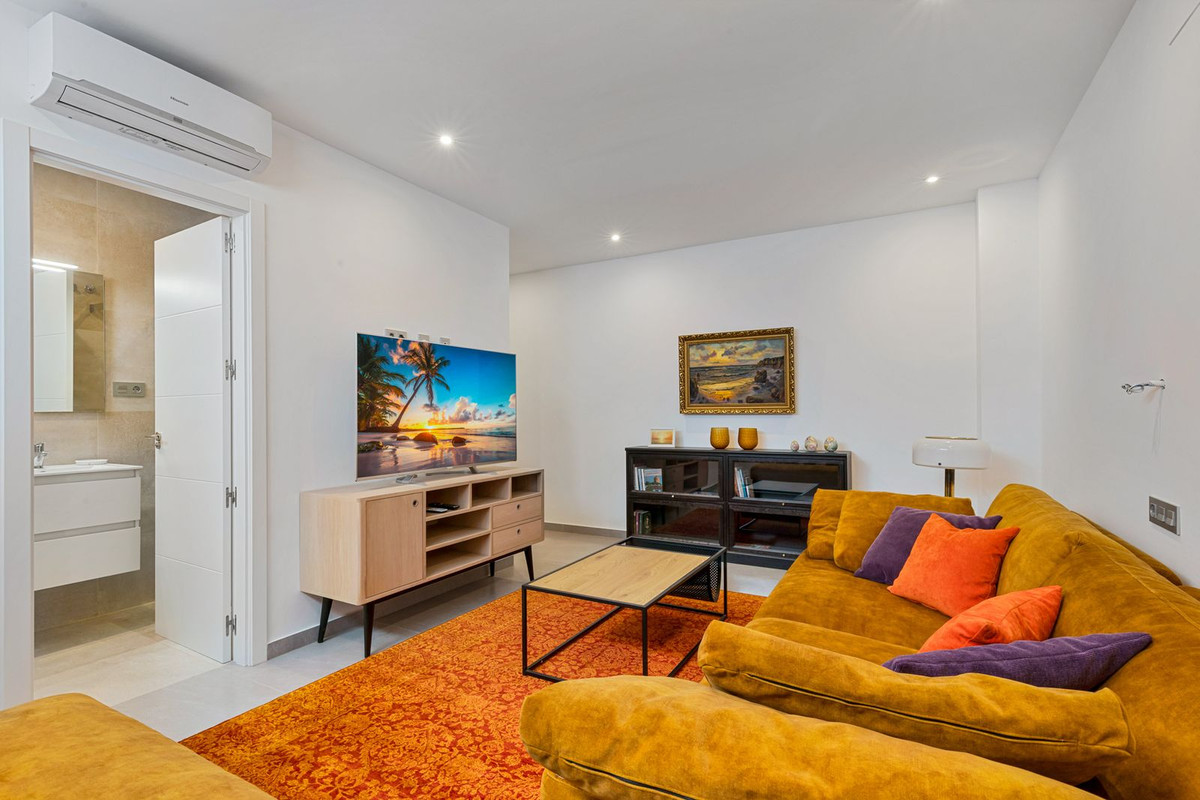 Te koop Herenhuis Costa Del Sol Torreblanca € 765.000,-