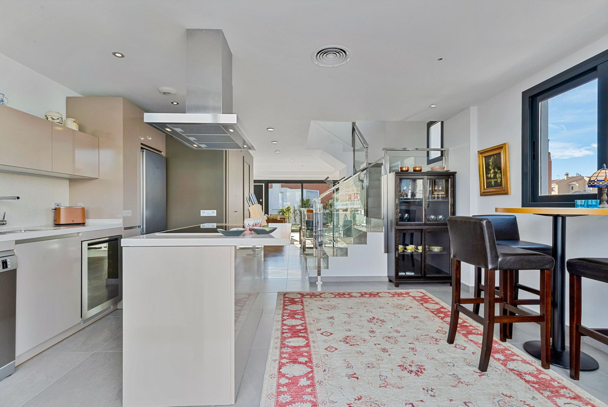 Te koop Herenhuis Costa Del Sol Torreblanca € 765.000,-