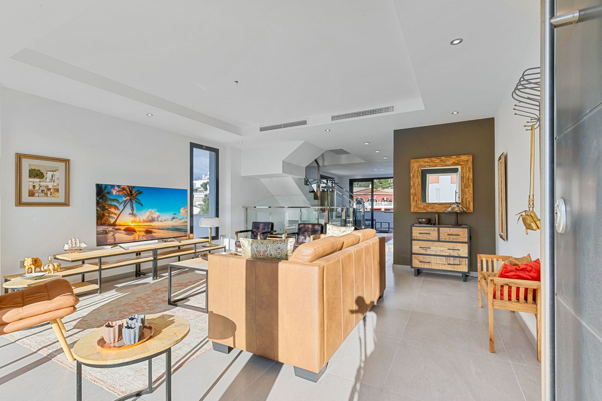 Te koop Herenhuis Costa Del Sol Torreblanca € 765.000,-