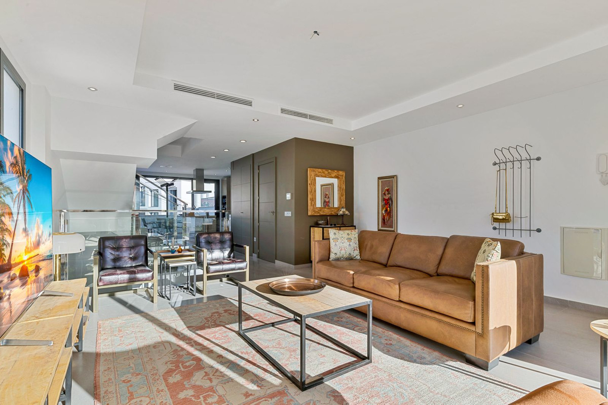 Te koop Herenhuis Costa Del Sol Torreblanca € 765.000,-