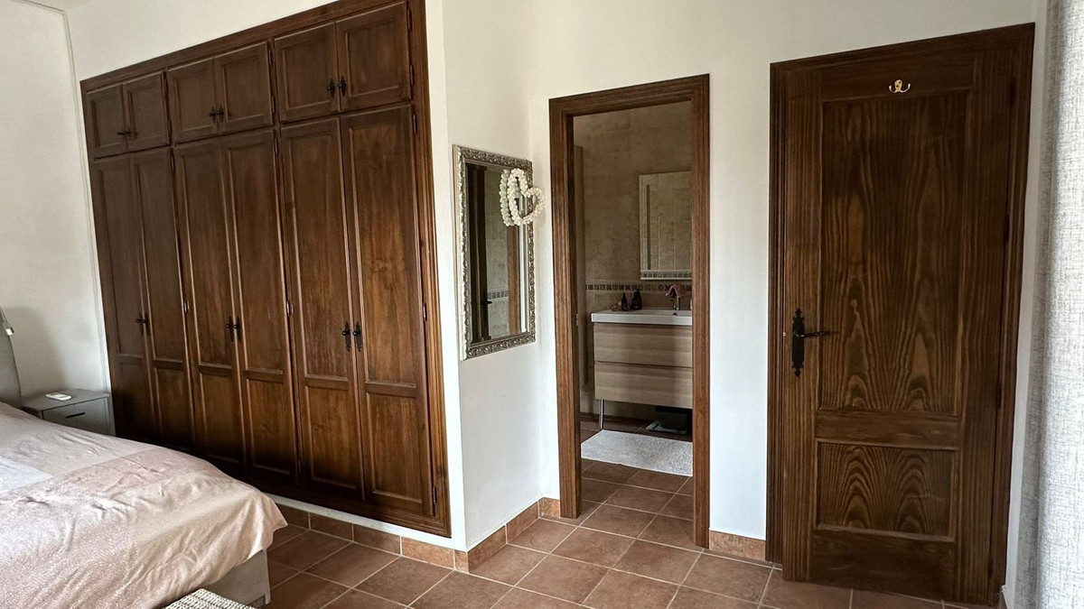 Te koop Vrijstaande Villa Costa Del Sol Alora € 379.000,-