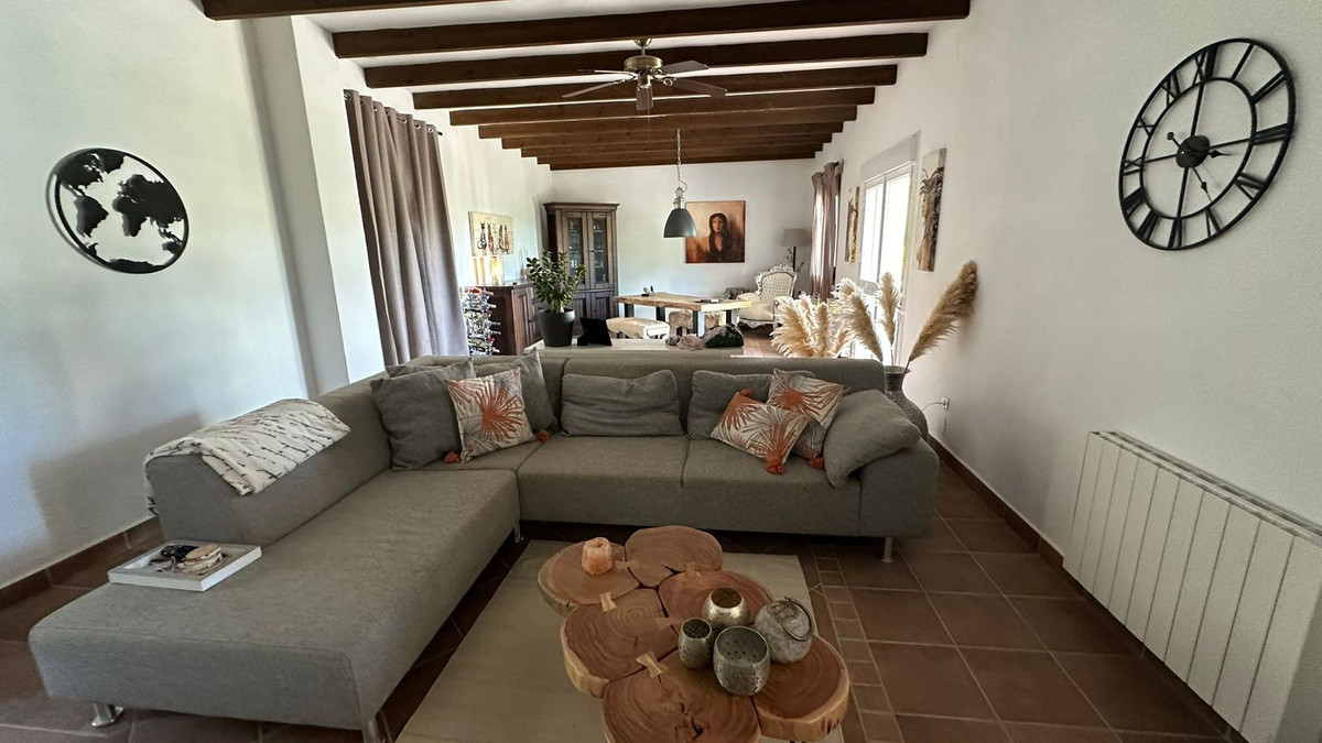 Te koop Vrijstaande Villa Costa Del Sol Alora € 379.000,-