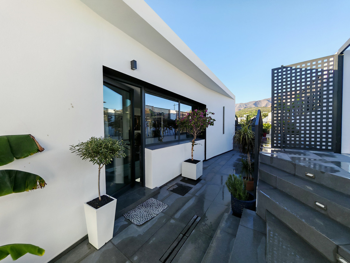 Te koop Vrijstaande Villa Costa Del Sol Valle Romano € 1.690.000,-