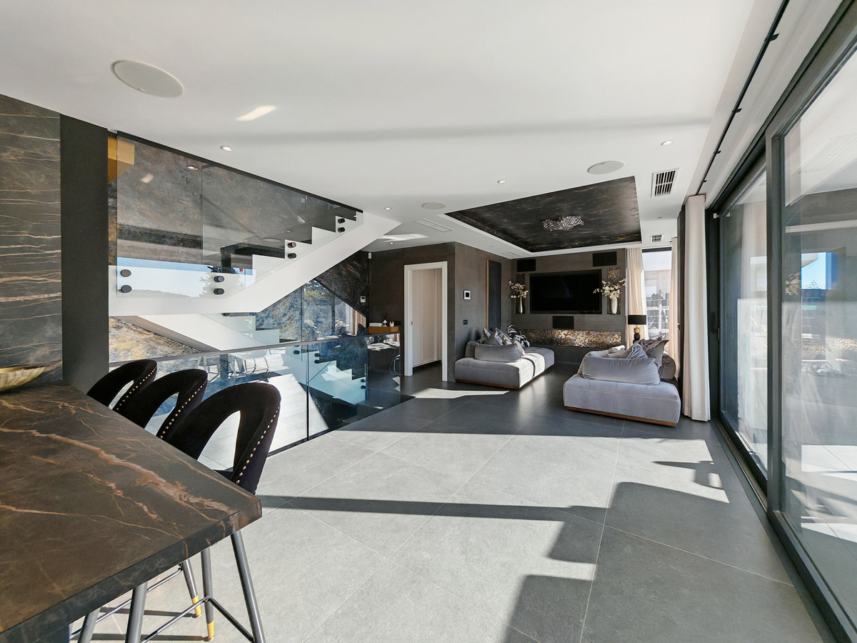 Te koop Vrijstaande Villa Costa Del Sol Valle Romano € 1.690.000,-