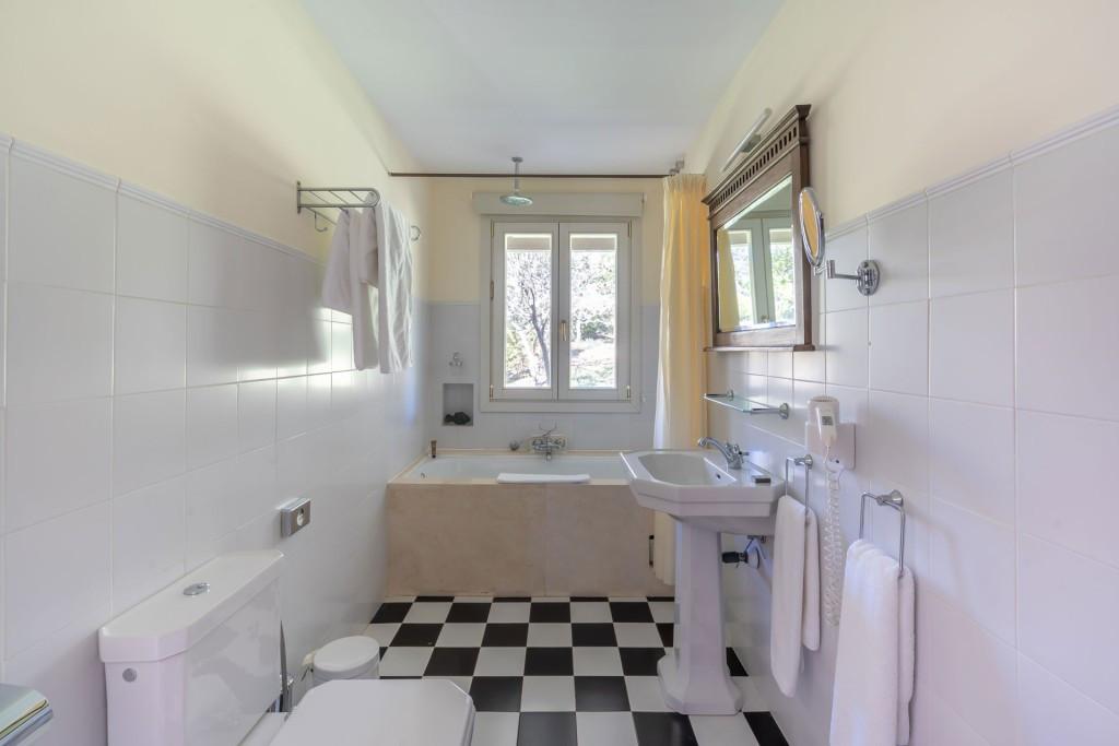 Te koop Finca - Cortijo Costa Del Sol Ronda € 2.500.000,-