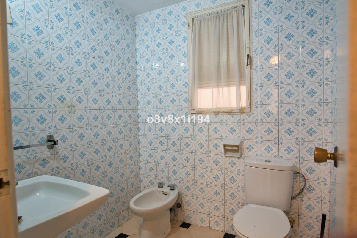 Te koop Middle Floor Apartment Costa Del Sol Málaga € 340.000,-