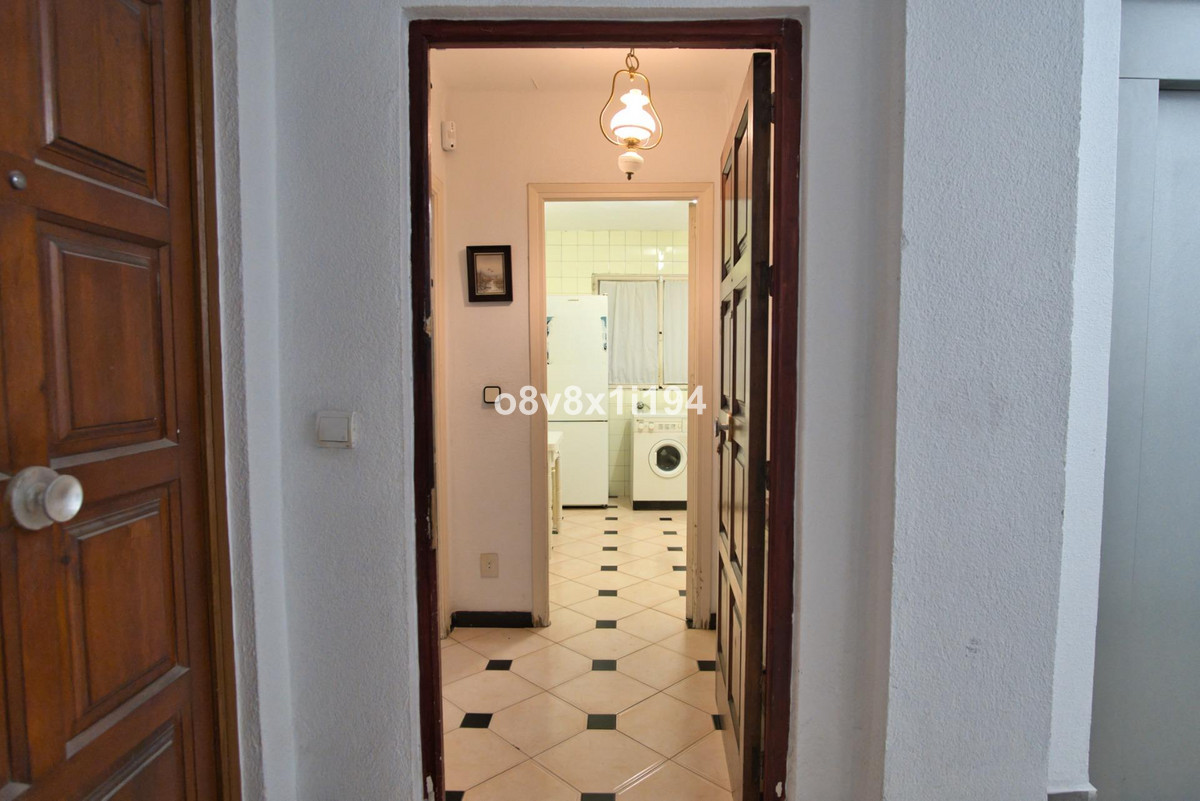 Te koop Middle Floor Apartment Costa Del Sol Málaga € 340.000,-