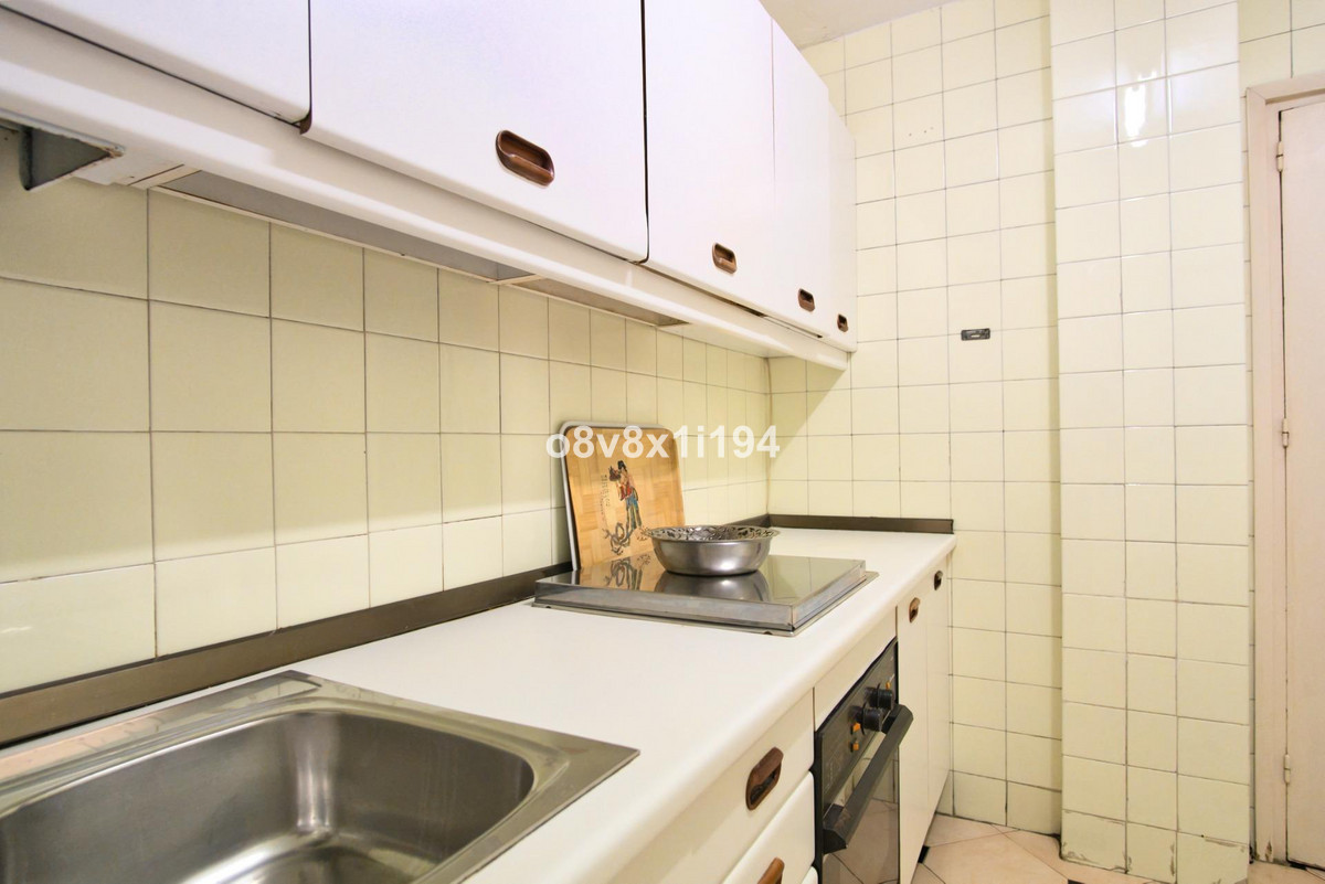 Te koop Middle Floor Apartment Costa Del Sol Málaga € 340.000,-