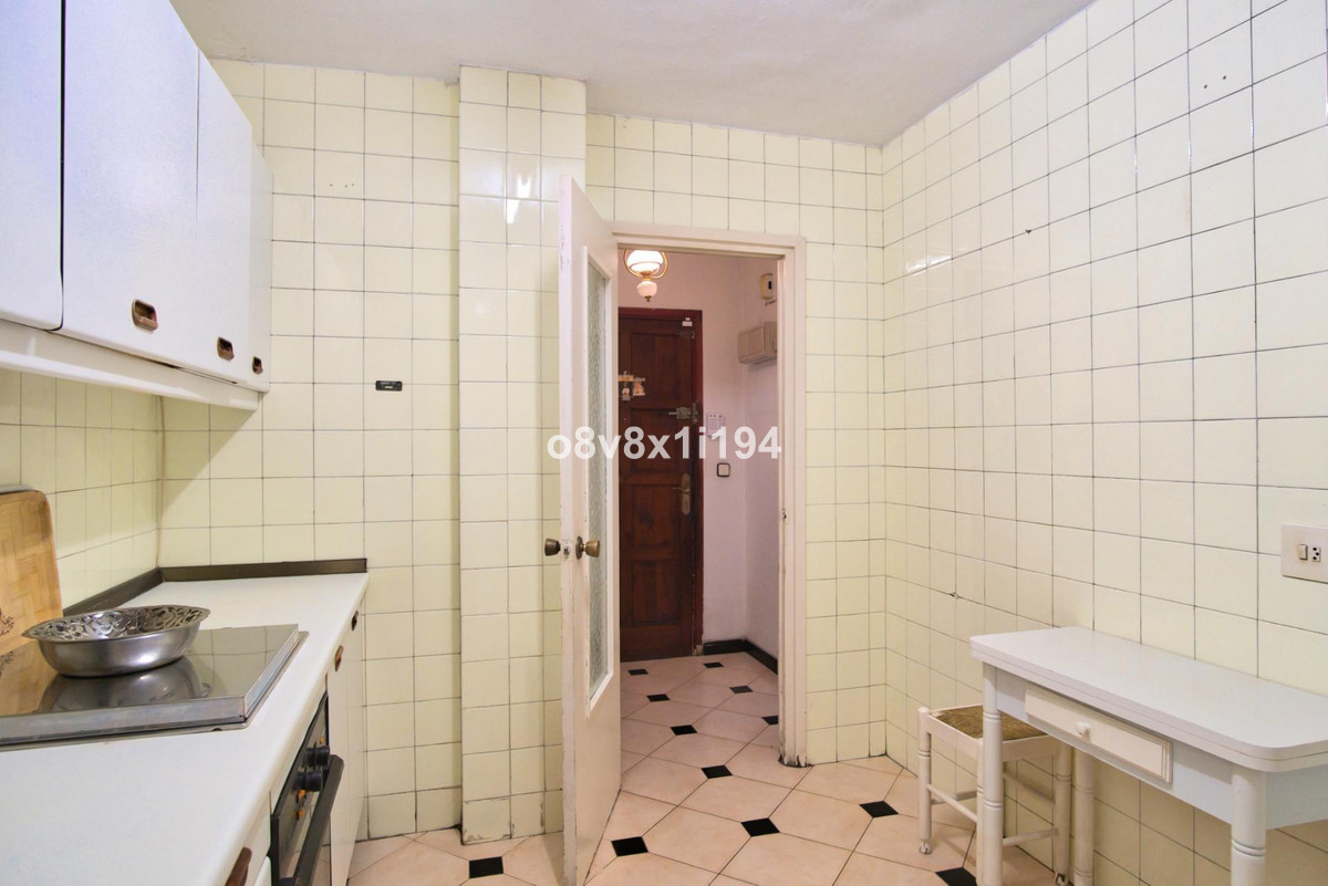 Te koop Middle Floor Apartment Costa Del Sol Málaga € 340.000,-