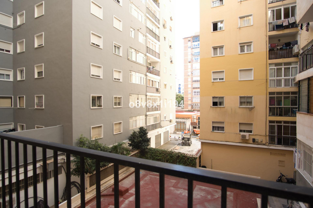 Te koop Middle Floor Apartment Costa Del Sol Málaga € 340.000,-