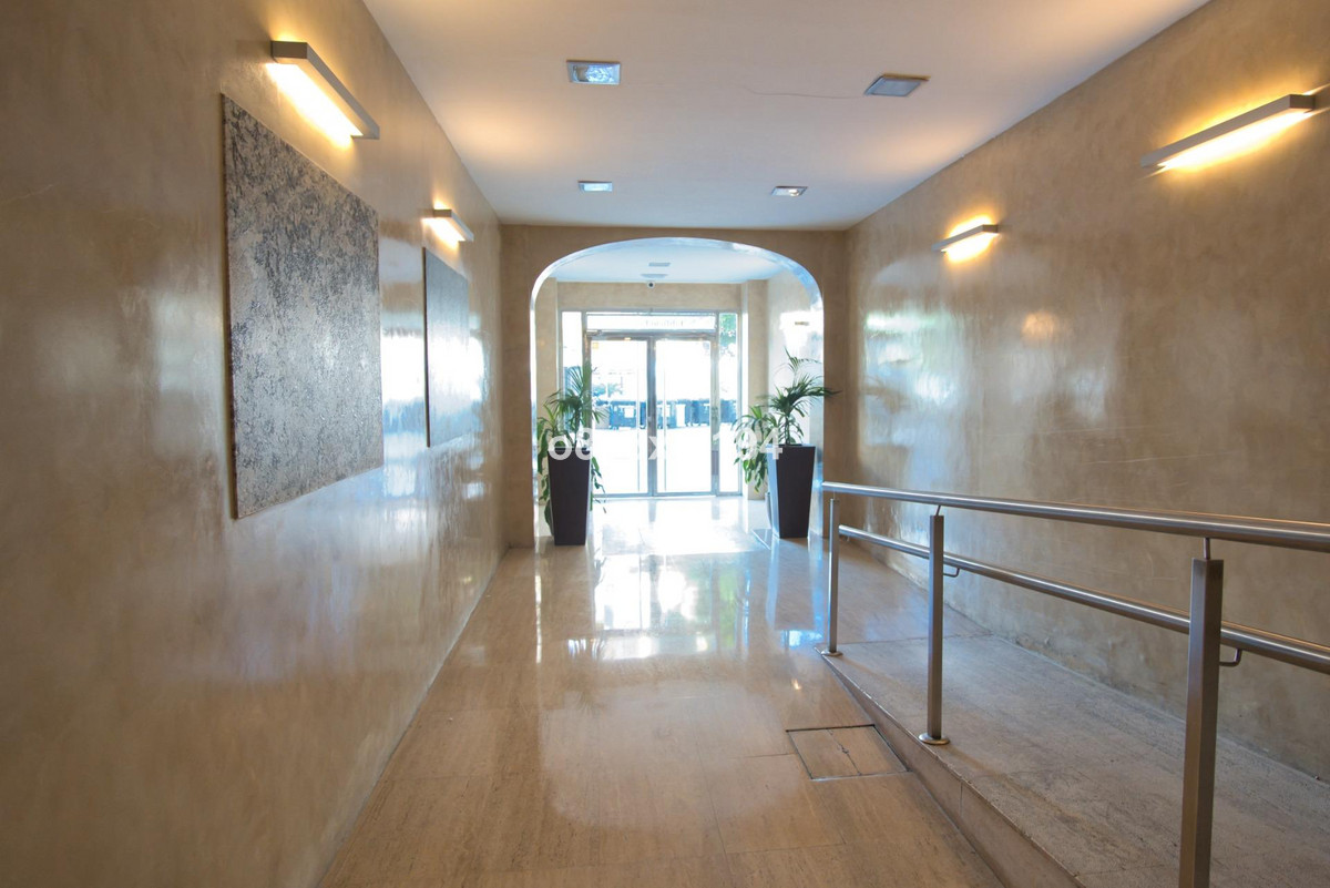 Te koop Middle Floor Apartment Costa Del Sol Málaga € 340.000,-