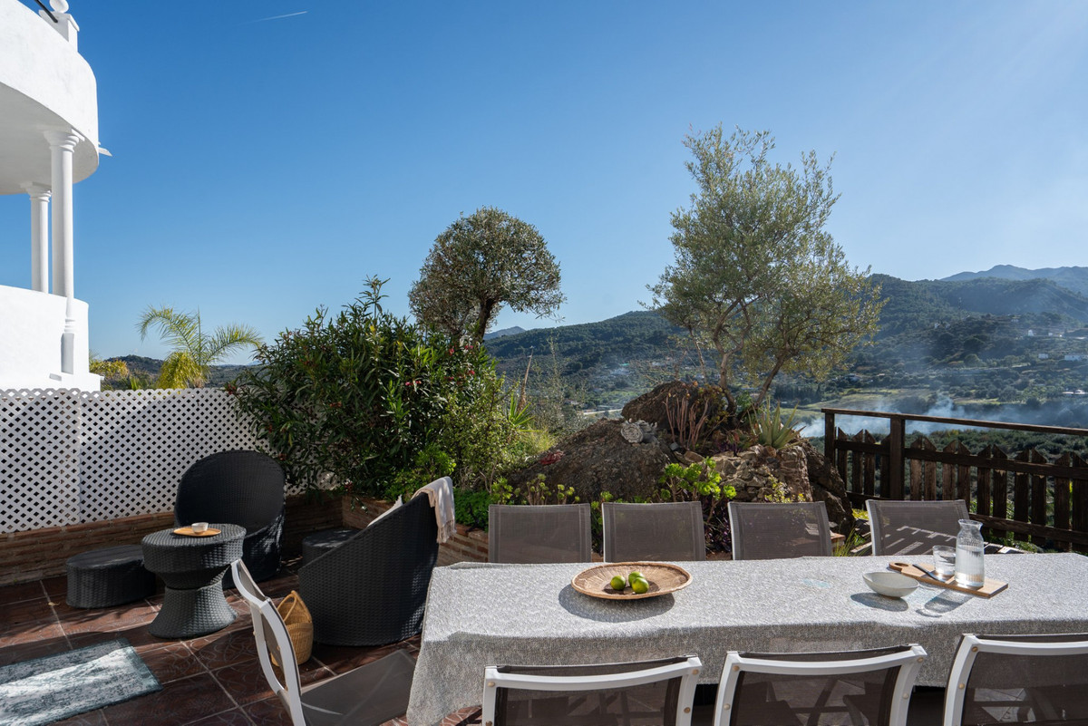 Te koop Herenhuis Costa Del Sol Monda € 349.000,-