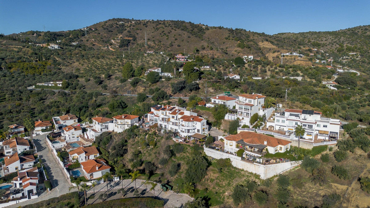 Te koop Herenhuis Costa Del Sol Monda € 349.000,-